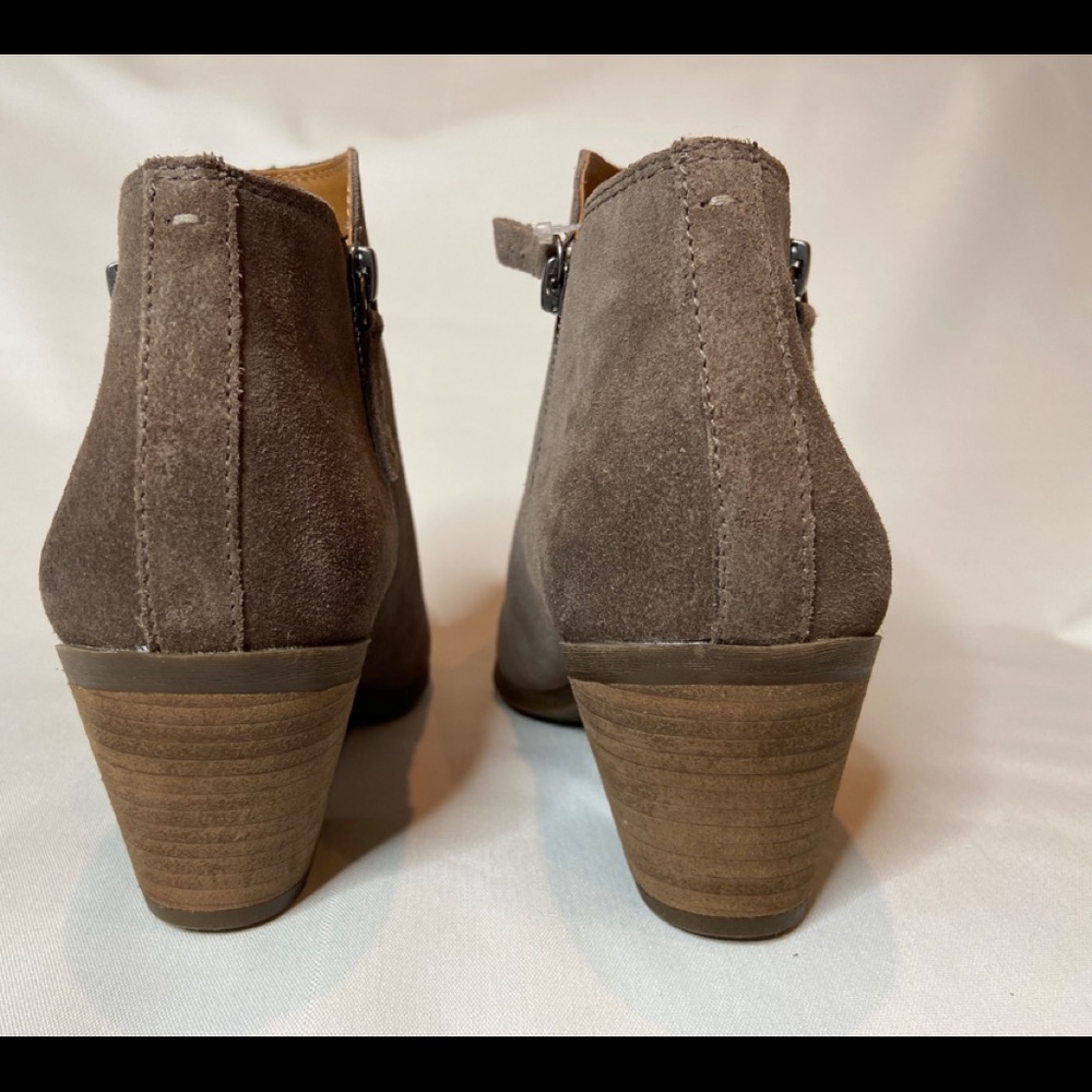 NEW FRYE Judith Ankle Zip Suede Bootie Size 9 NWOT - Picture 8 of 10